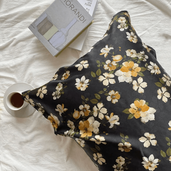 Blossom Flowers Mulberry Silk Pillowcase & Eye Mask Gift Set: Luxury Silk Bedding Elevates Your Sleep Experience with Skin and Hair Benefits - Lian