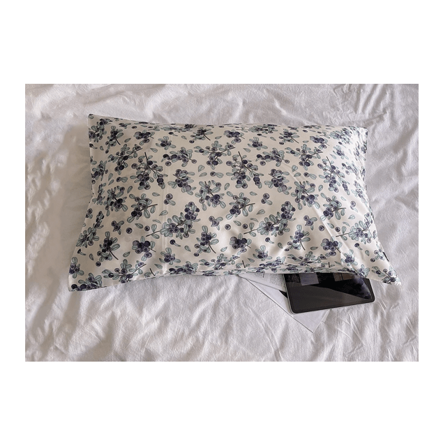 Luxurious Blueberry Bushes Pattern Silk Pillowcase for Restful Beauty Sleep - Natural Elegance for Bedroom Gift for Her House Warming Gift - Lian