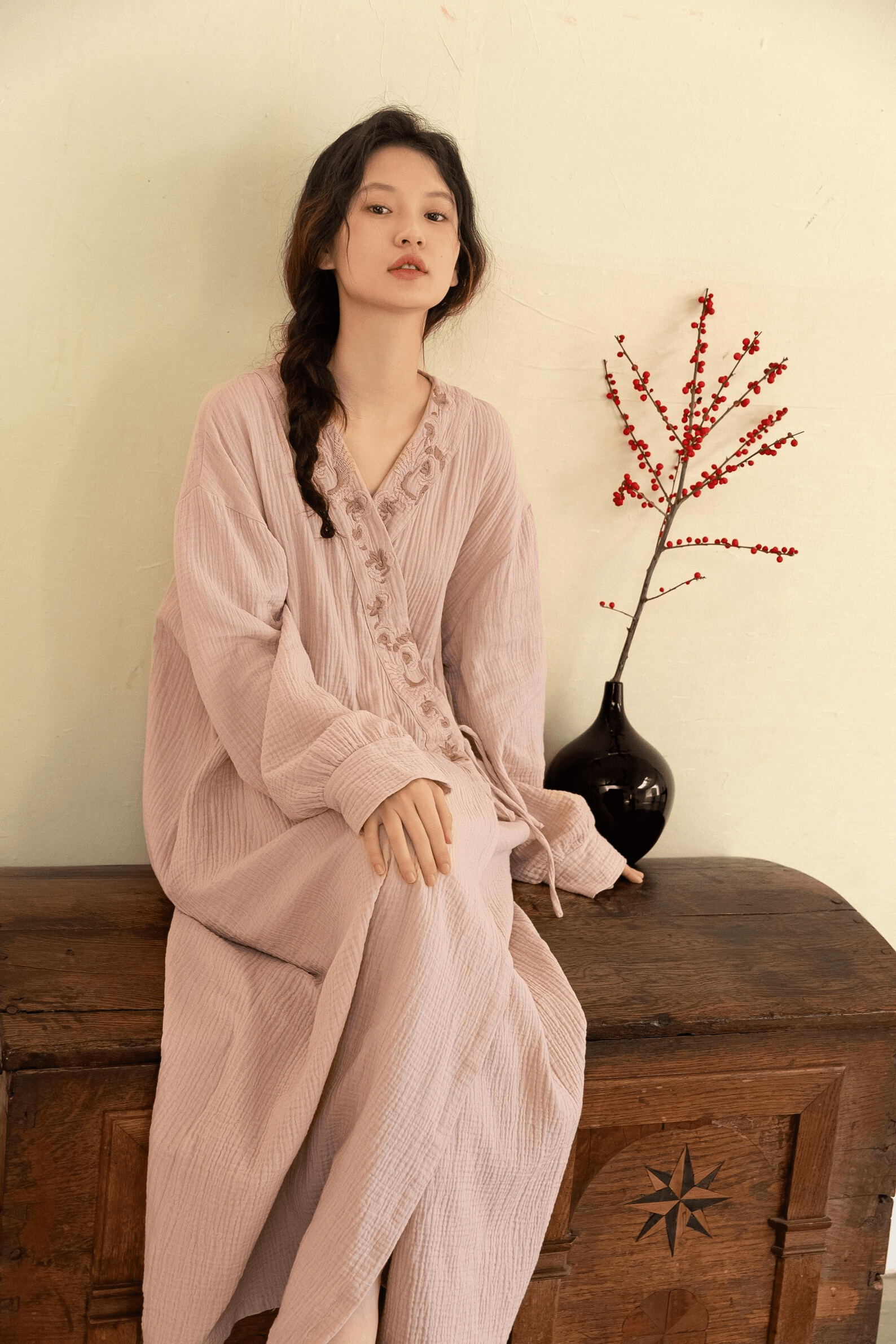 Handmade 100% Cotton Gauze Robe with Silk Embroidery - Lian