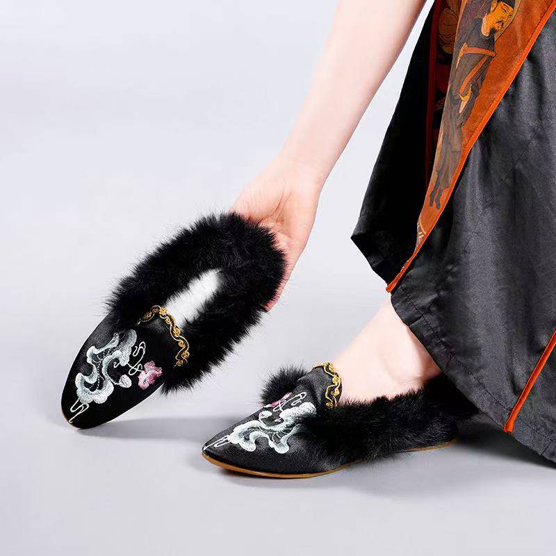 Handmade Embroidered Winter Slippers with Fur Lining - Lian