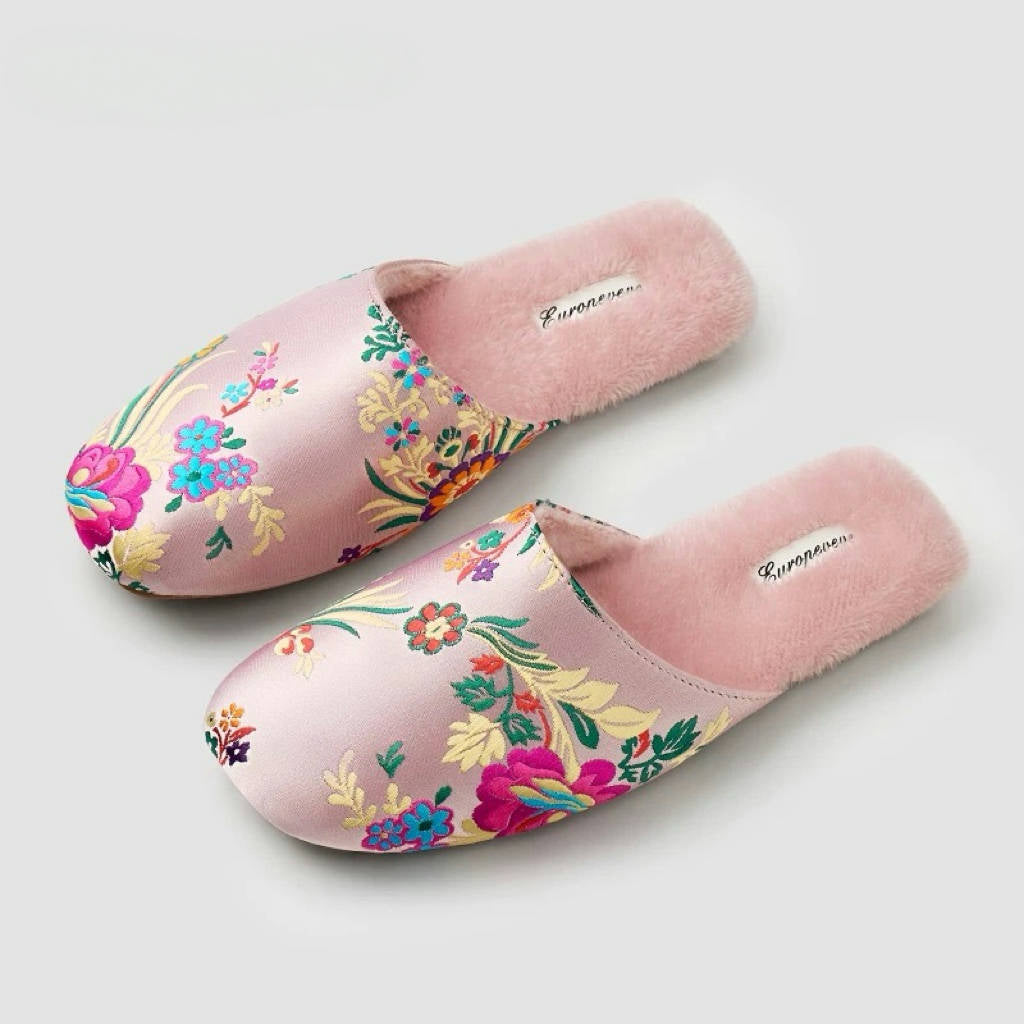 Oriental Embroidered Women&#39;s Slippers - Winter Indoor House - Pink