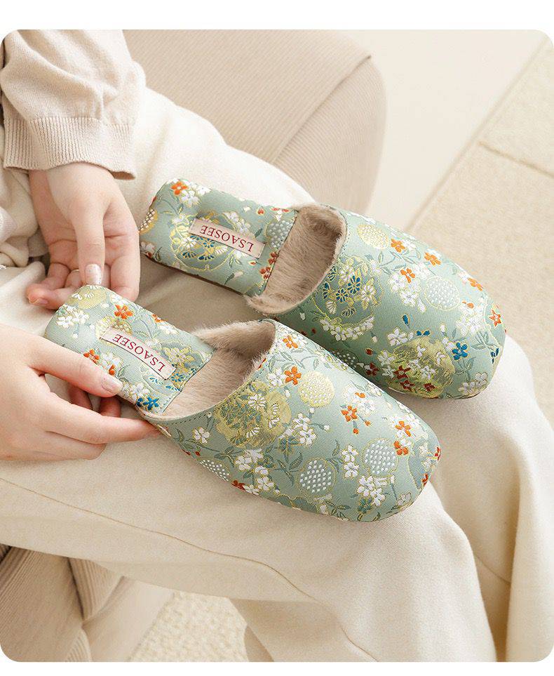 Embroidered Slippers / Women Winter House Shoes with Traditional Chinese Dragon and Floral Designs - Sea green - Lian