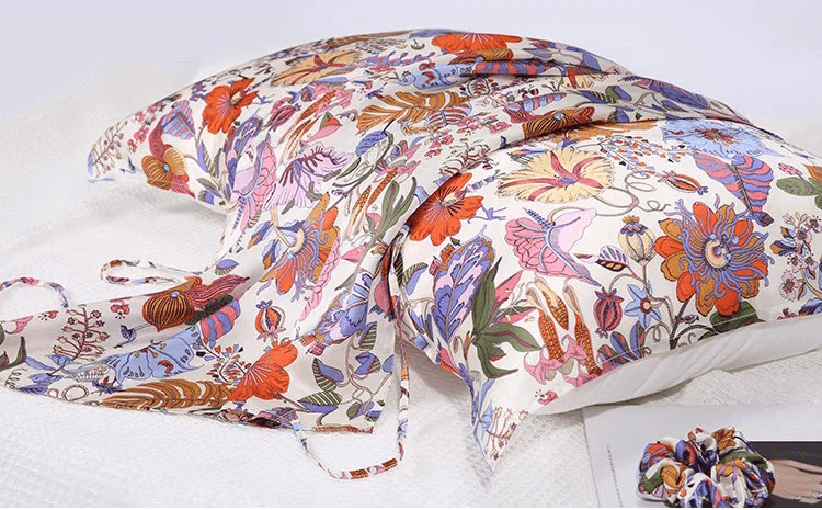 Wildflower Silk Pillowcase - Pure Mulberry Silk Spring Home Decor - Lian