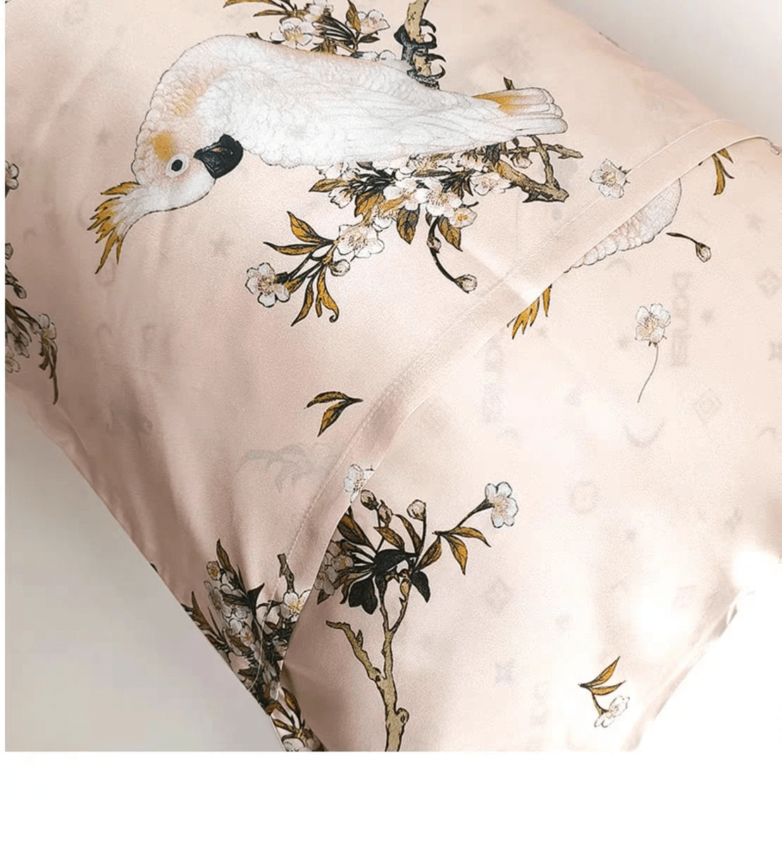 Beige Silk Pillowcase with Parrot Design – 20 Momme Mulberry Silk for Beauty Sleep and Reduced Hair Breakage - Lian