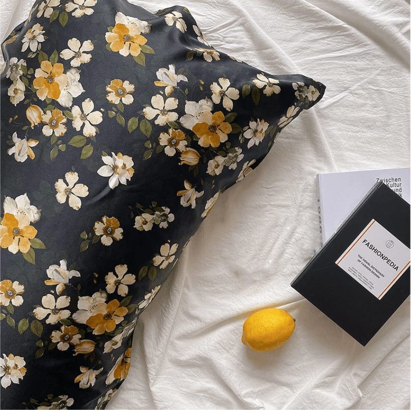 Blossom Flowers Mulberry Silk Pillowcase &amp; Eye Mask Gift Set: Luxury Silk Bedding Elevates Your Sleep Experience with Skin and Hair Benefits - Lian