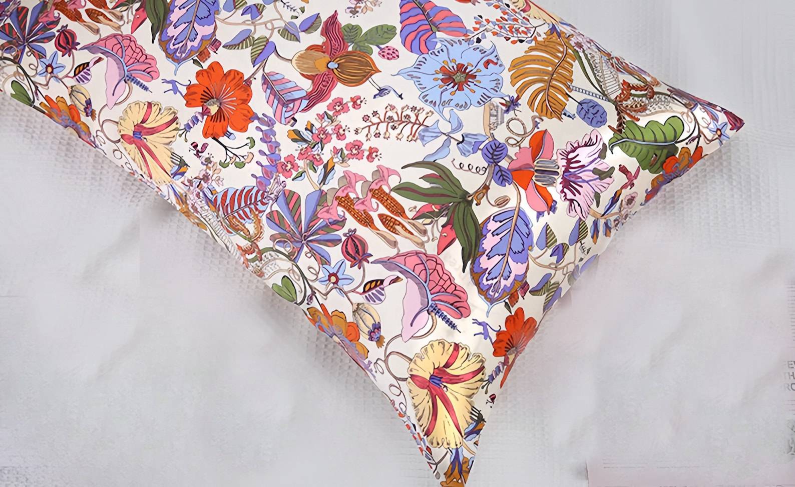 Floral Silk Pillowcase - 100% Silk Damask Pillow Cases - Lian